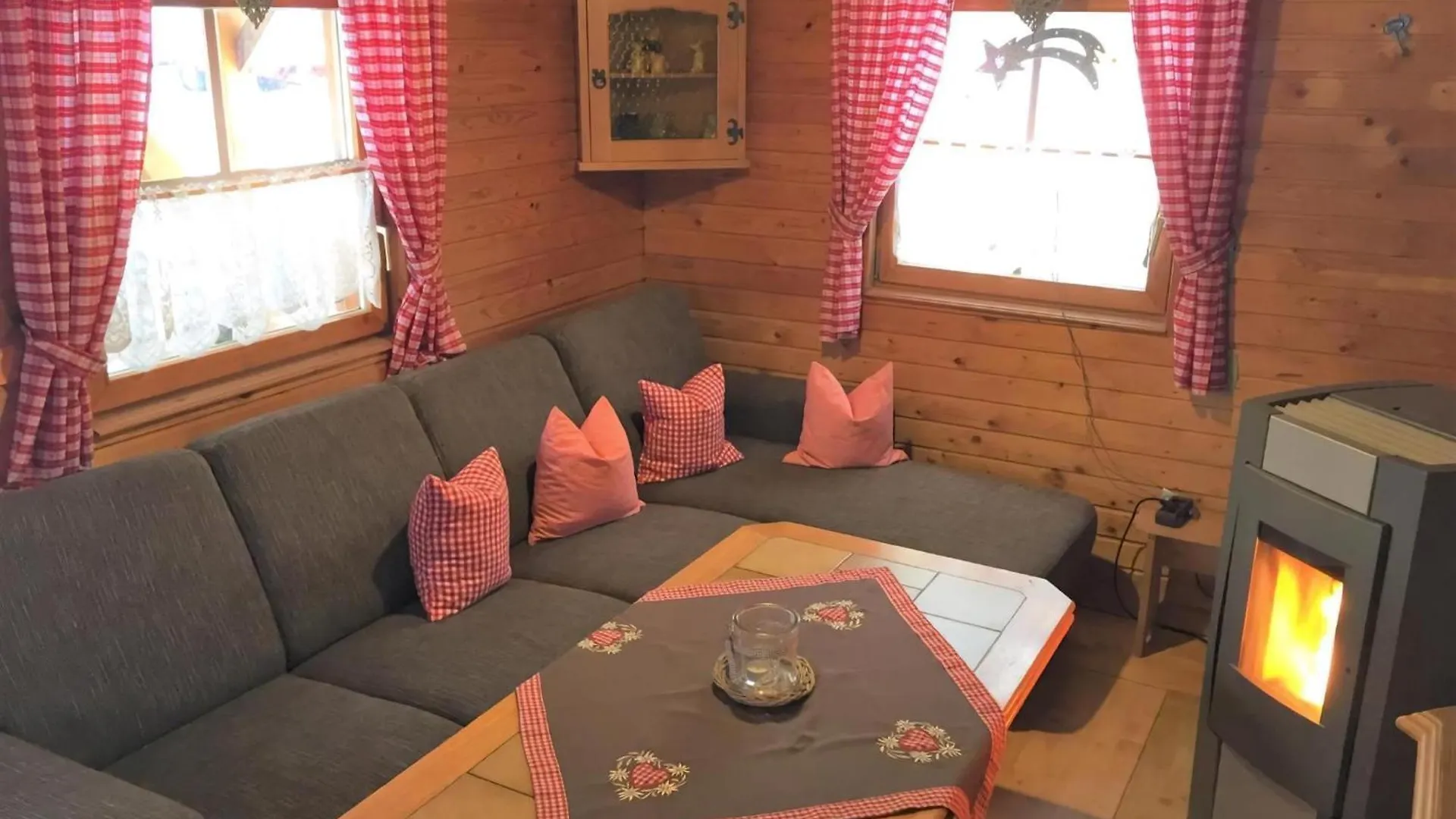 Ferienhaus In Roehrnbach Mit Grill Und Terrasse Германия